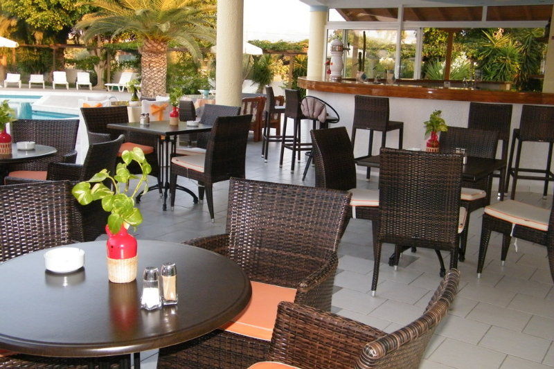 Golden Star Relax Hotel - Adults Only 16 Plus Tigkaki  Ngoại thất bức ảnh