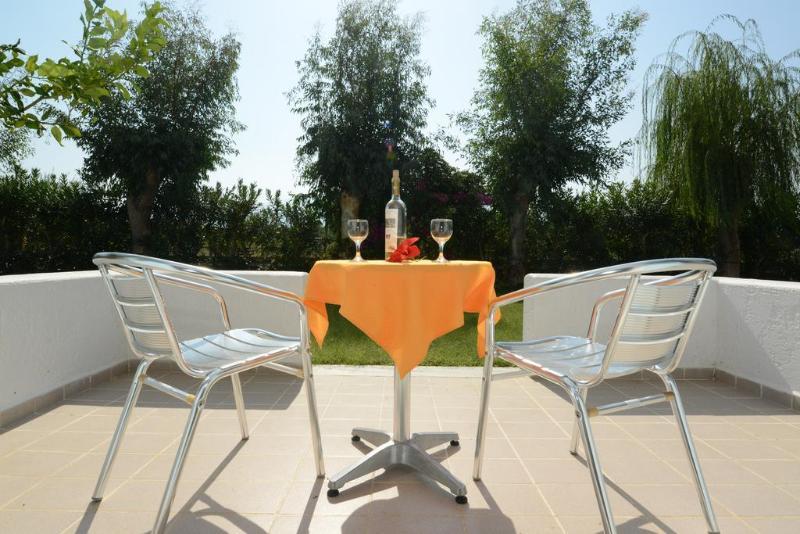Golden Star Relax Hotel - Adults Only 16 Plus Tigkaki  Ngoại thất bức ảnh