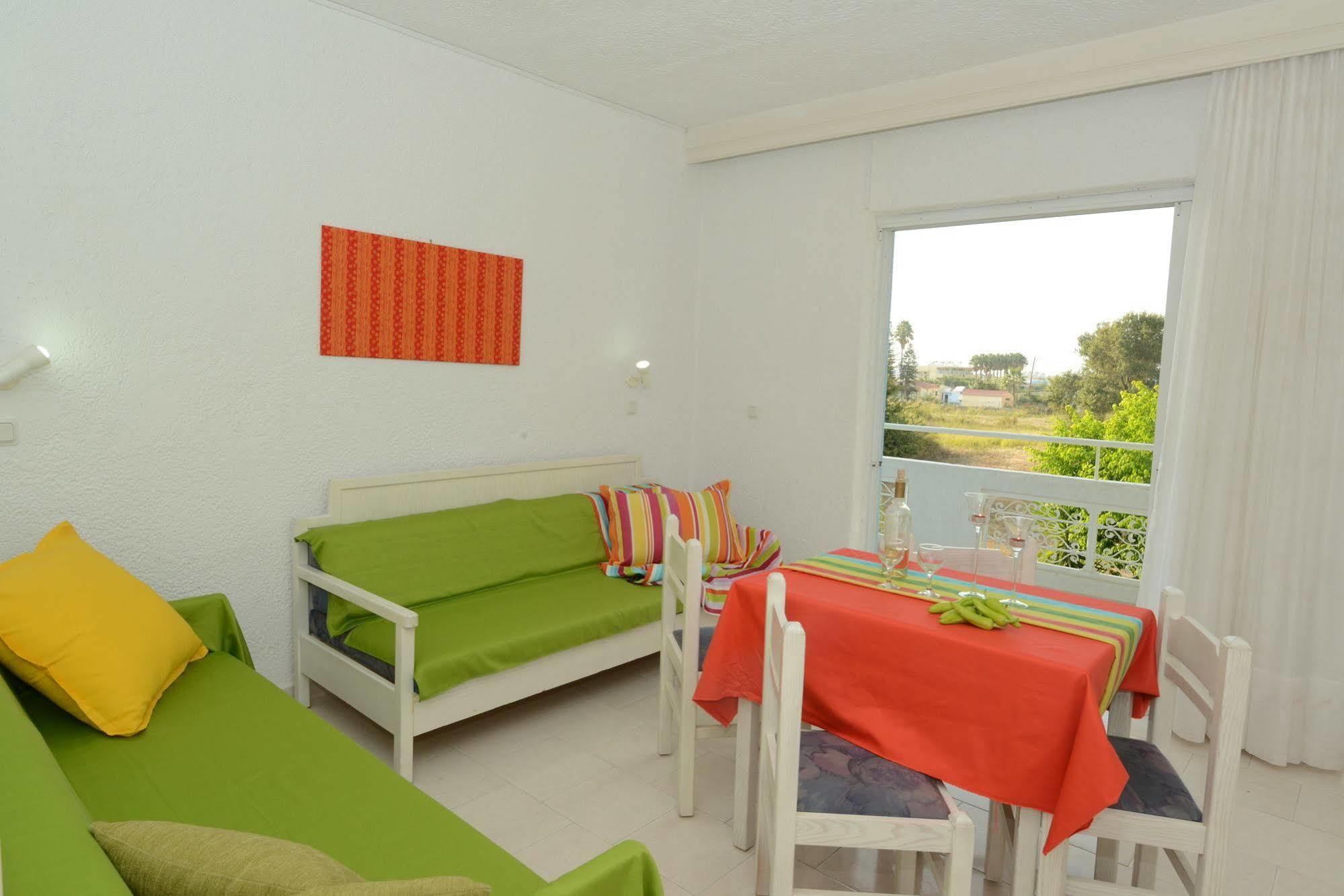 Golden Star Relax Hotel - Adults Only 16 Plus Tigkaki  Ngoại thất bức ảnh